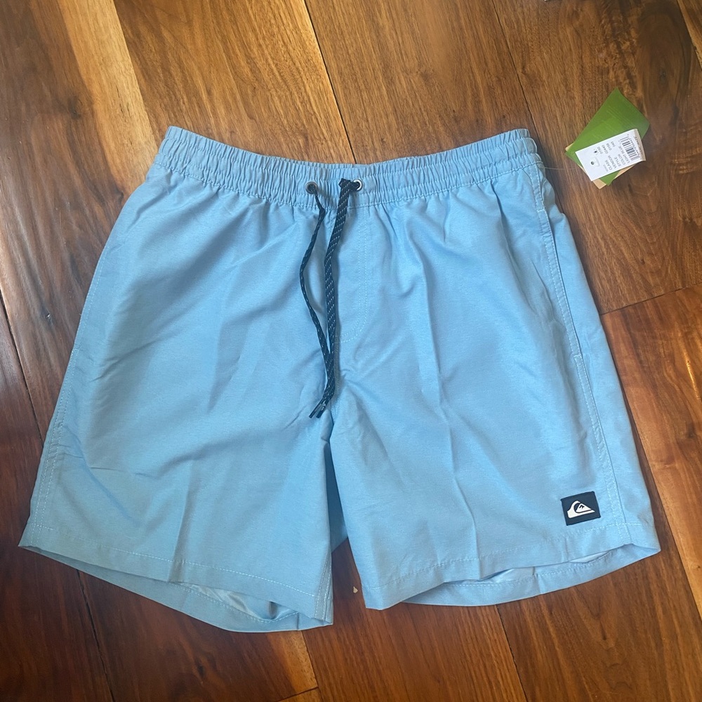 Men’s Quiksilver 16” volley shorts